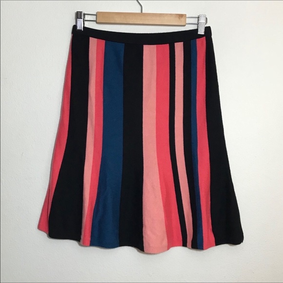 🔥🔥HOST PIC🔥🔥Vince Camuto Striped Flare Skirt - Picture 4 of 11
